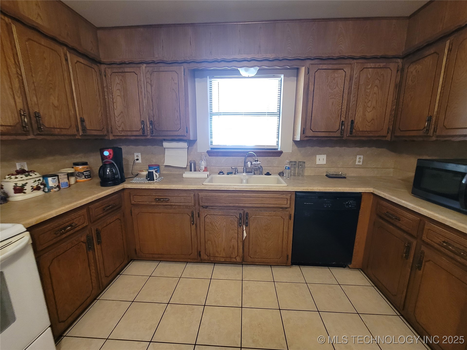 351 Hamilton Road Property Photo 26