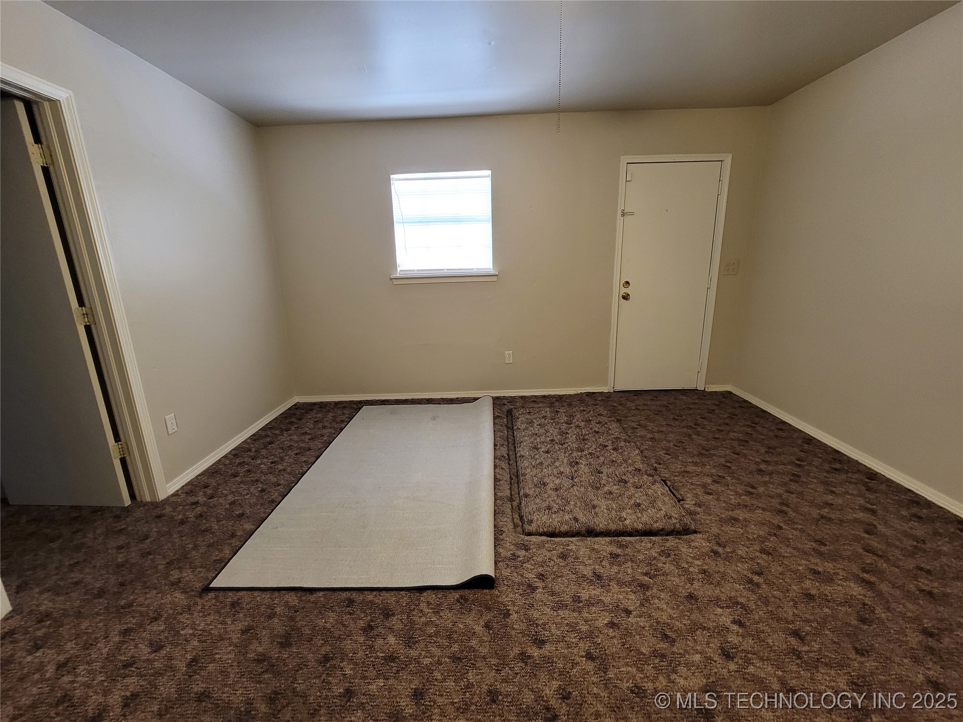 351 Hamilton Road Property Photo 48
