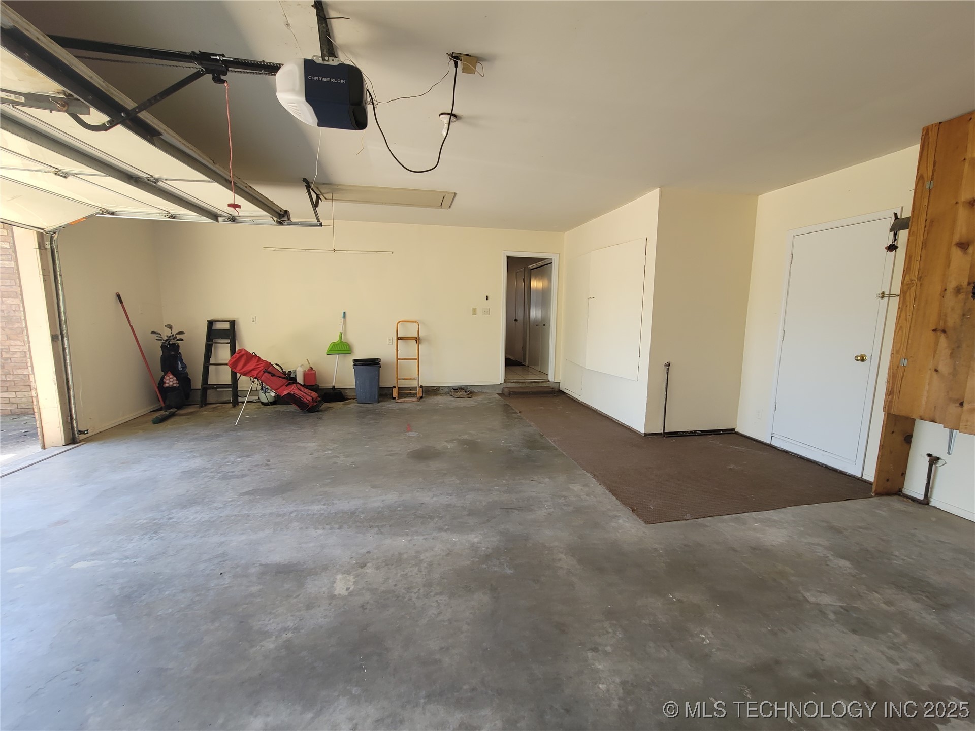 351 Hamilton Road Property Photo 58