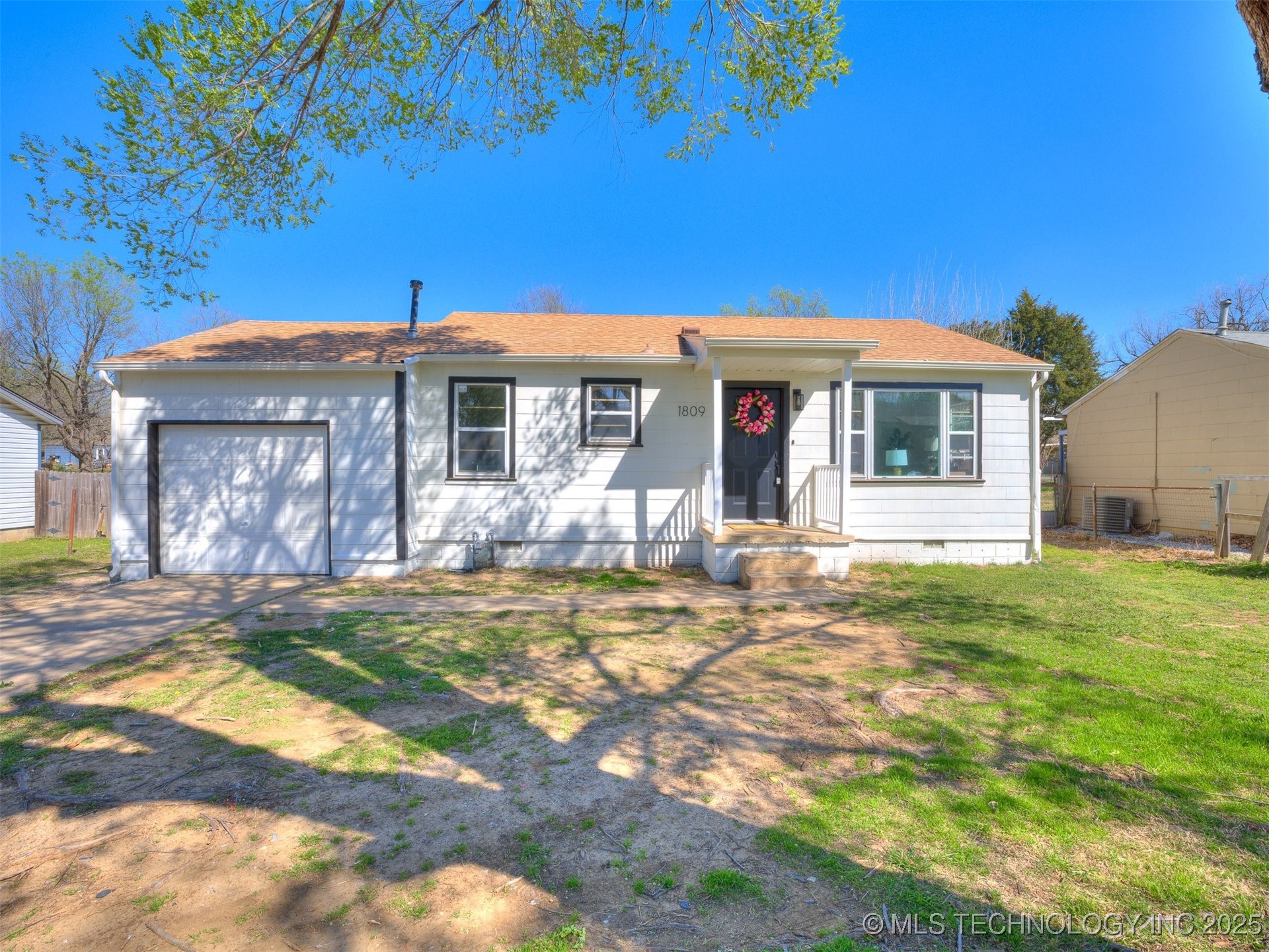 1809 N Delaware Place Property Photo