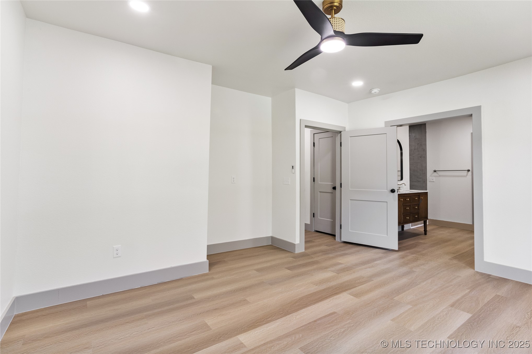 824 Wilson Property Photo 17