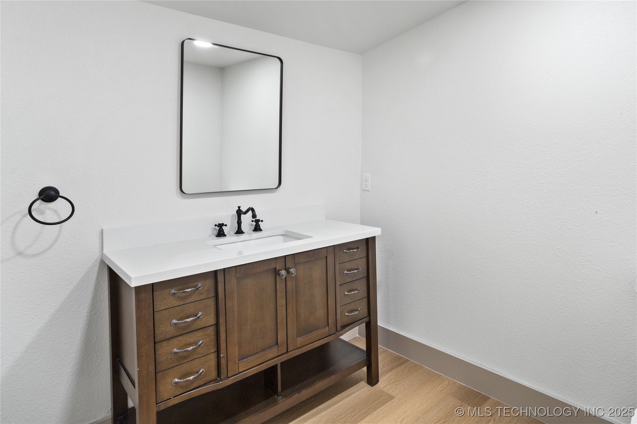 824 Wilson Property Photo 27