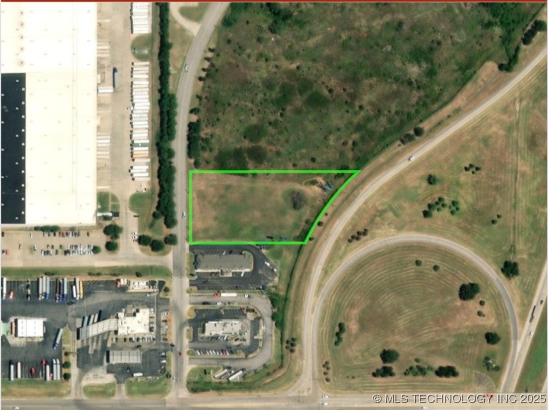 1916 Cooper Drive Property Photo