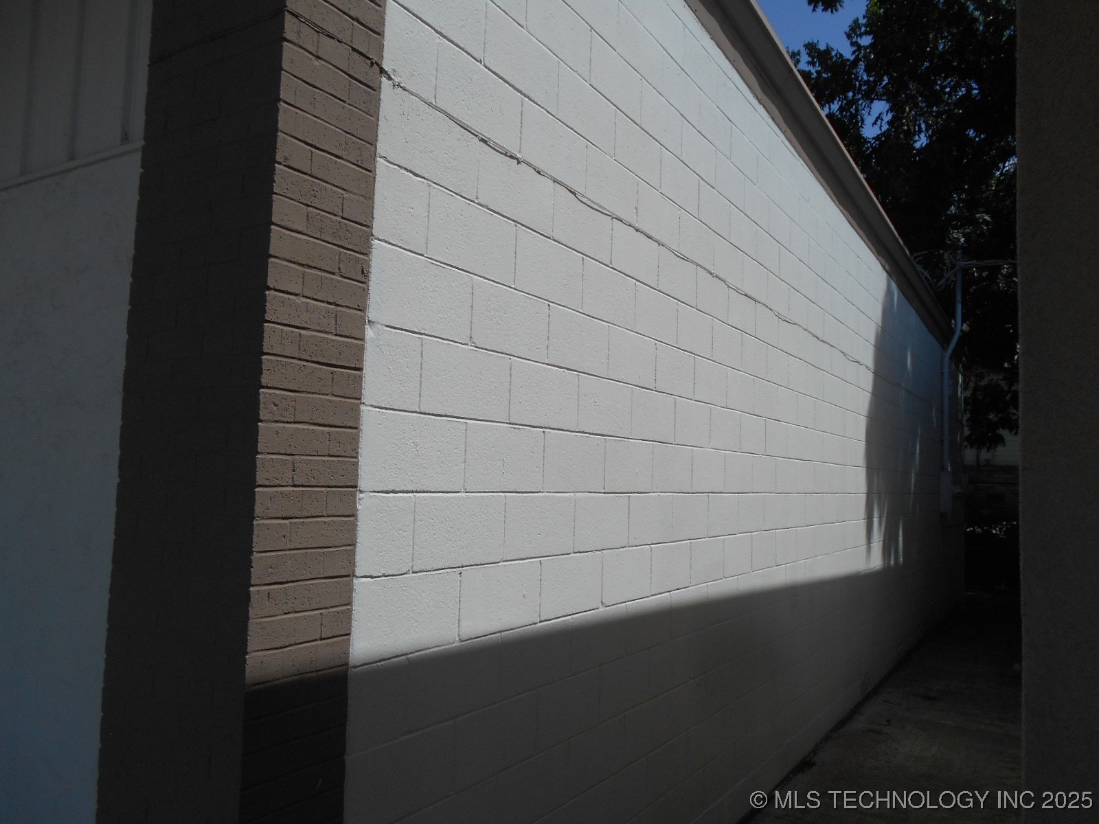 902 E Cherokee Street Property Photo 7