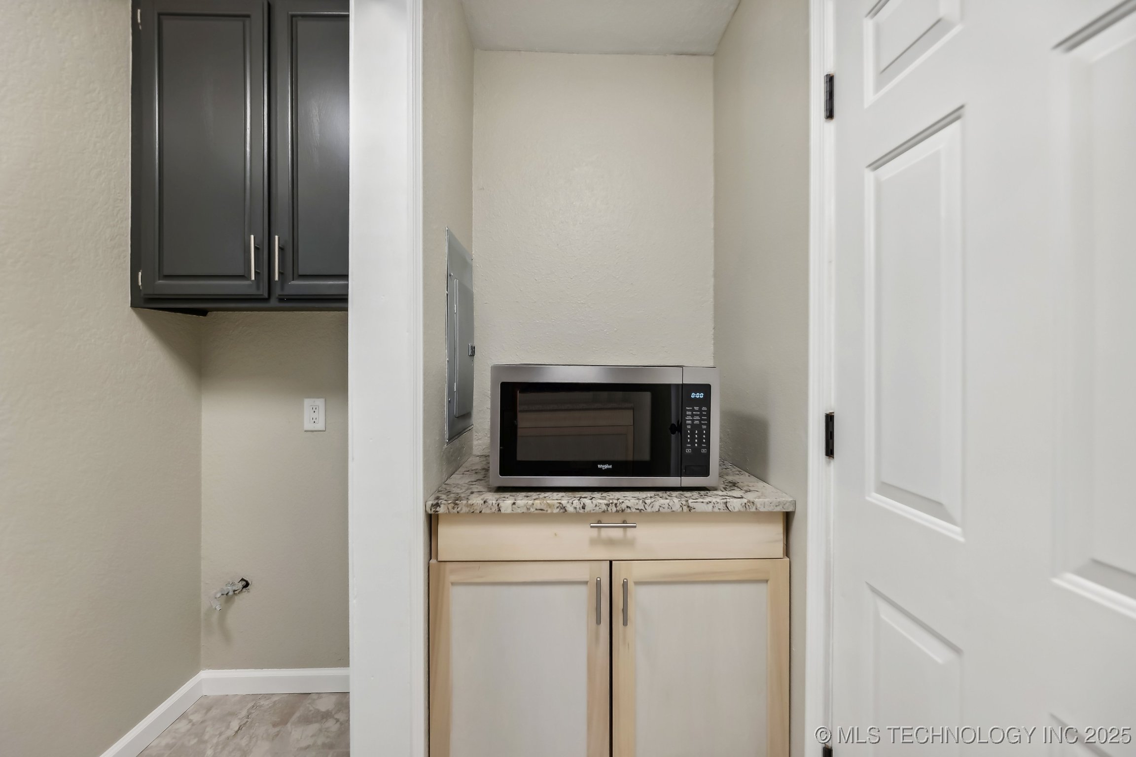 7802 N 117th East Avenue Property Photo 13