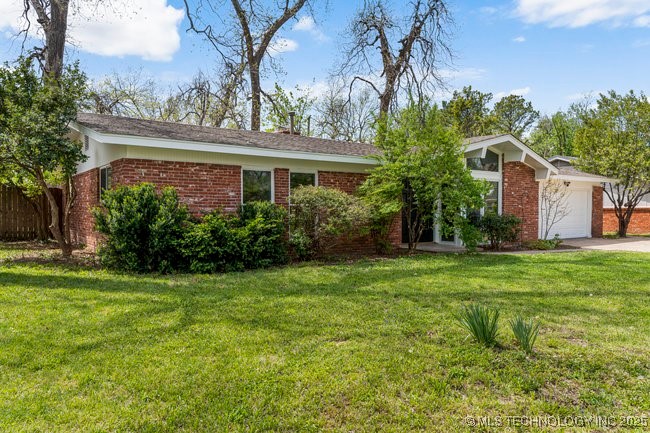 1612 E 56th Place Property Photo 7