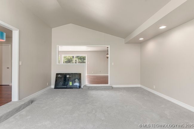 1612 E 56th Place Property Photo 11
