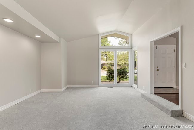 1612 E 56th Place Property Photo 12