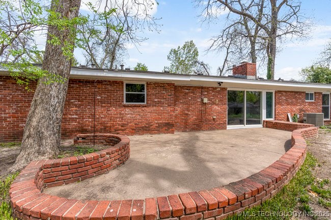 1612 E 56th Place Property Photo 37