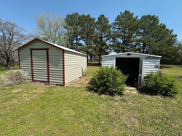 106 Charles Property Photo 5