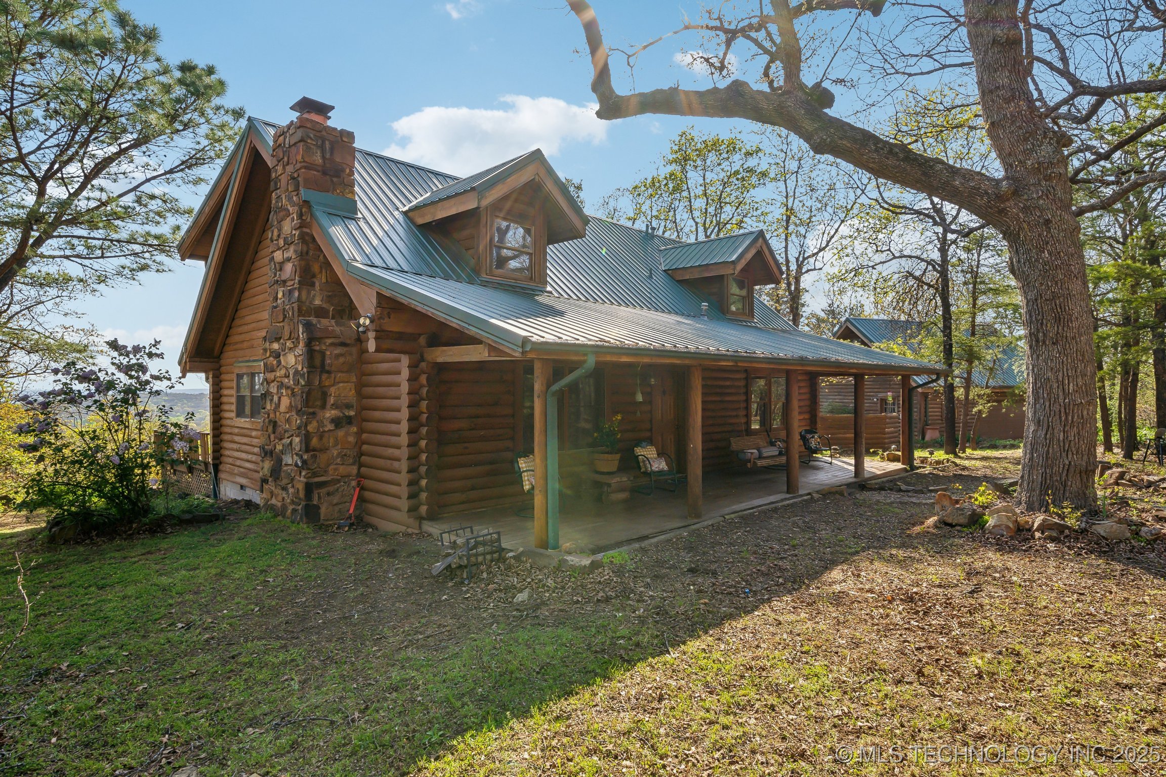 14484 Valley View Drive Property Photo 1