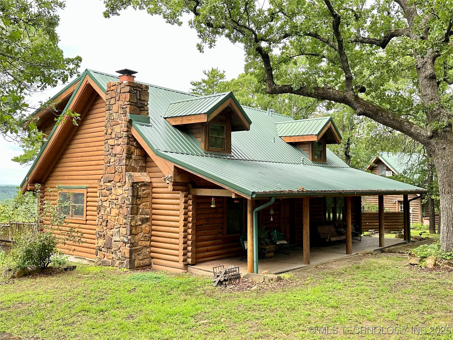 14484 Valley View Drive Property Photo 1
