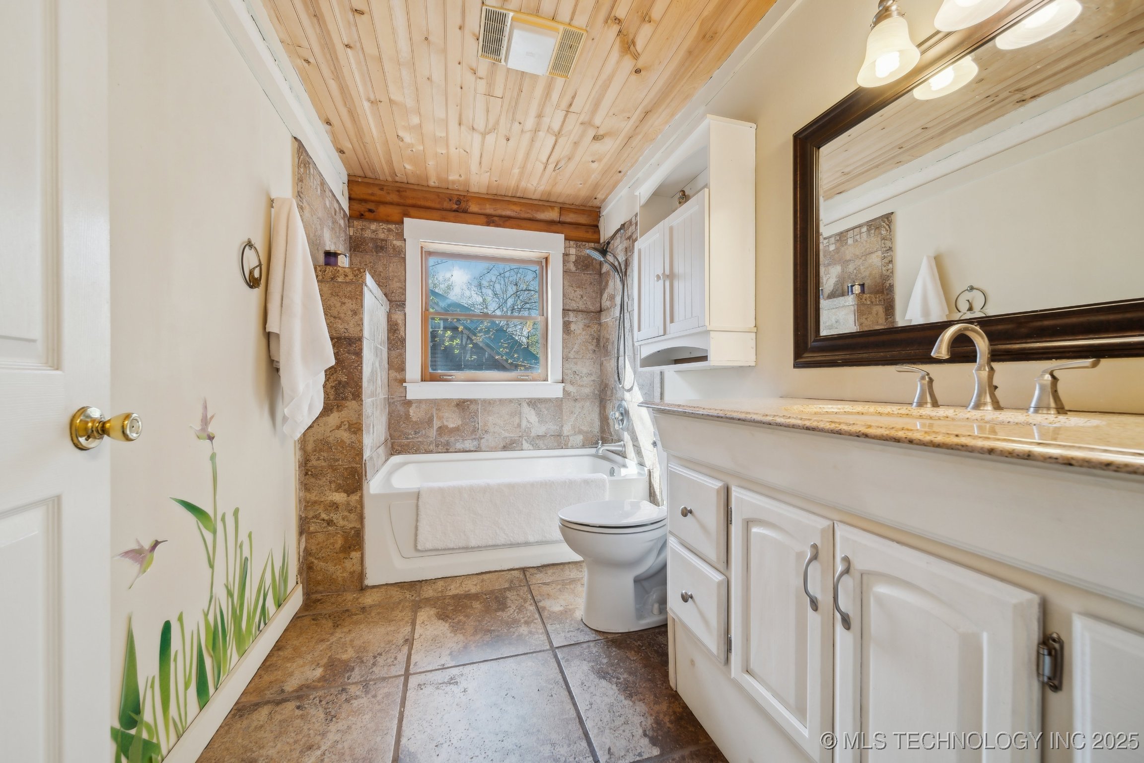 14484 Valley View Drive Property Photo 21
