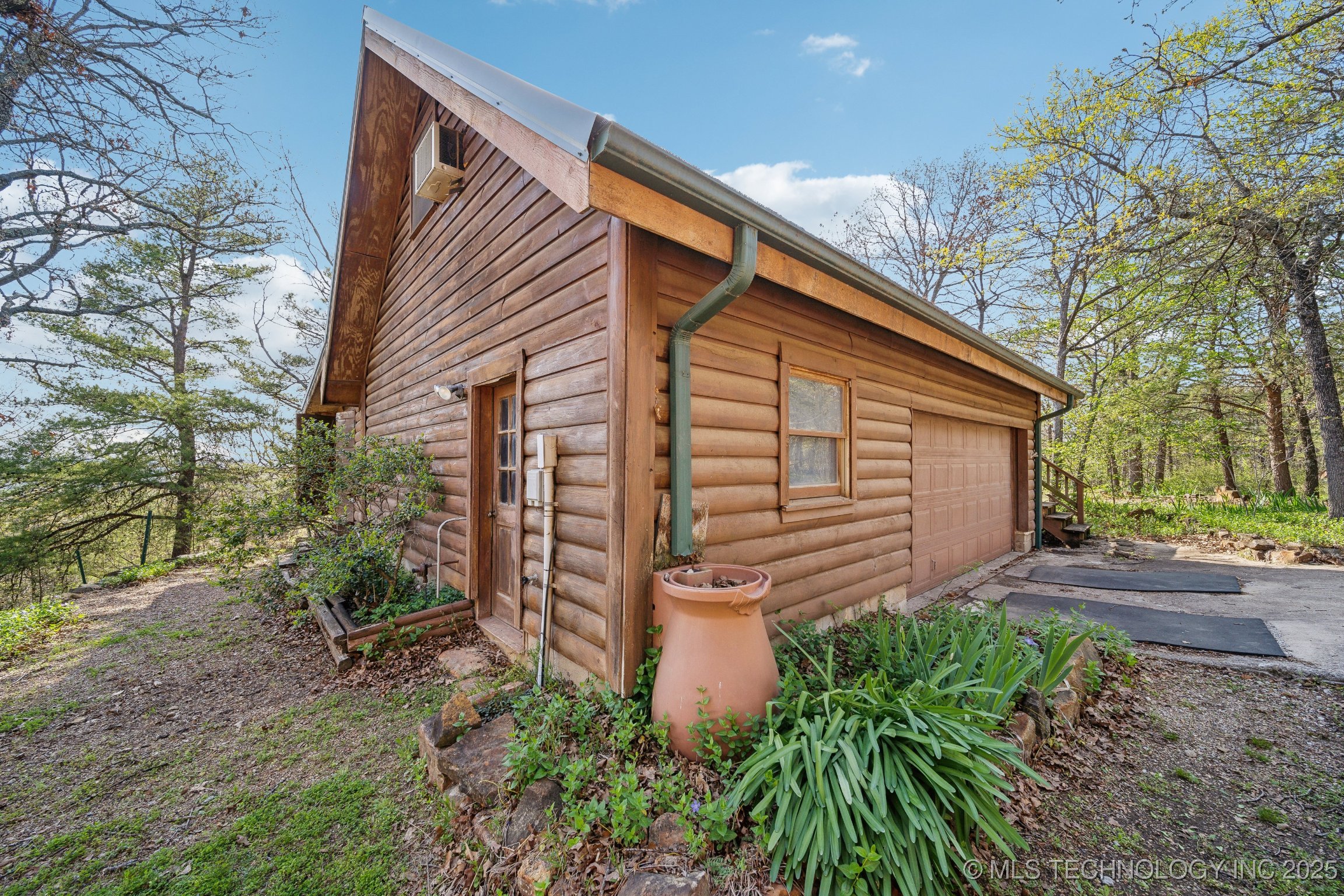 14484 Valley View Drive Property Photo 44