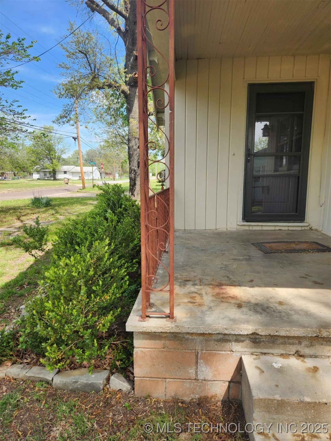 820 N Broadway Avenue Property Photo 5