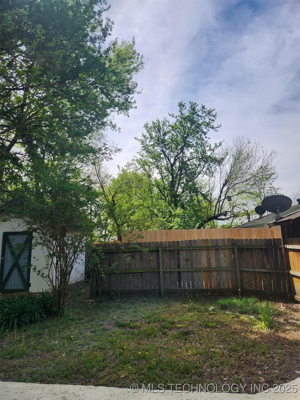 820 N Broadway Avenue Property Photo 15