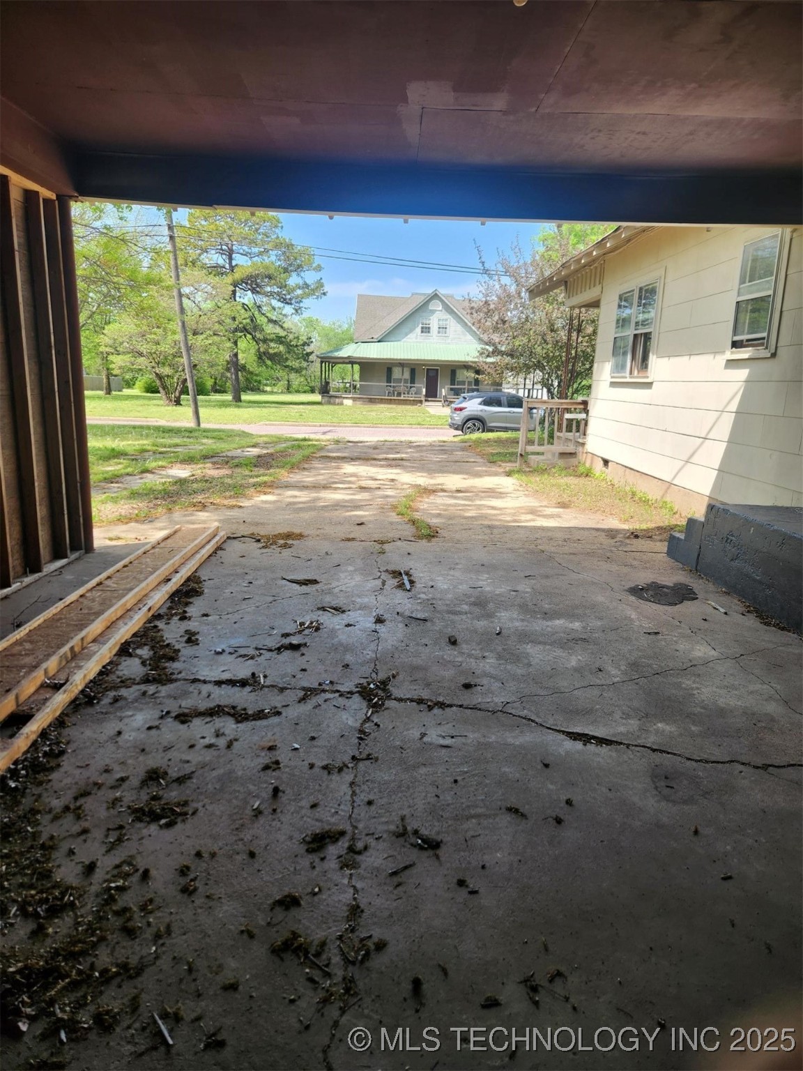 820 N Broadway Avenue Property Photo 25