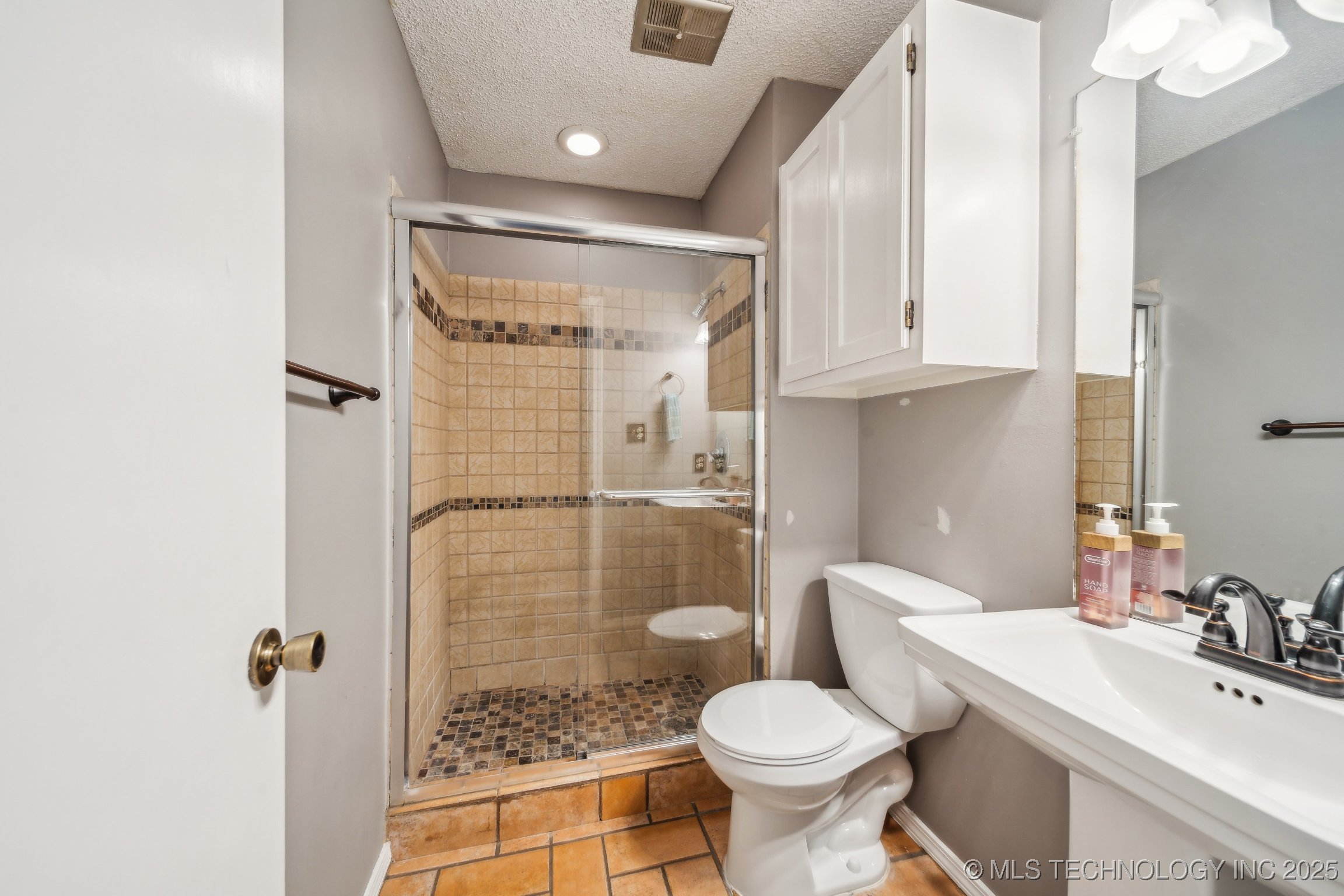 11005 E 13th Street 40 Property Photo 13