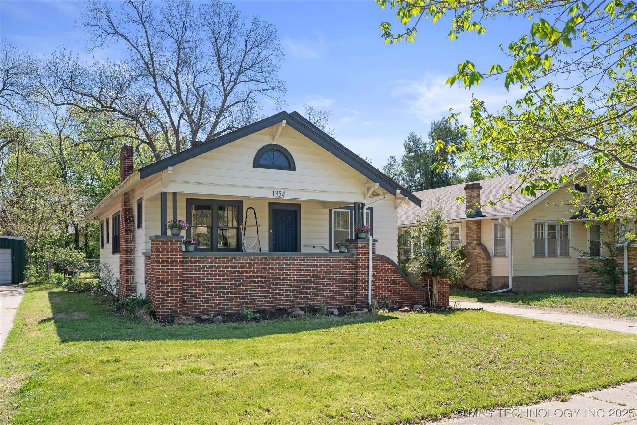 1354 S Johnstone Avenue Property Photo 1
