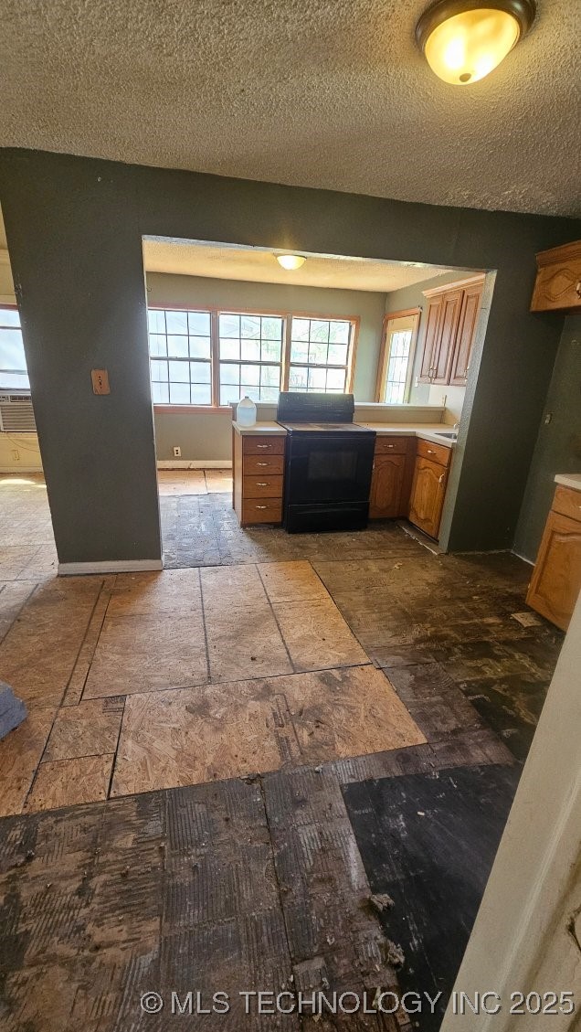 1237 N Creek Street Property Photo 3