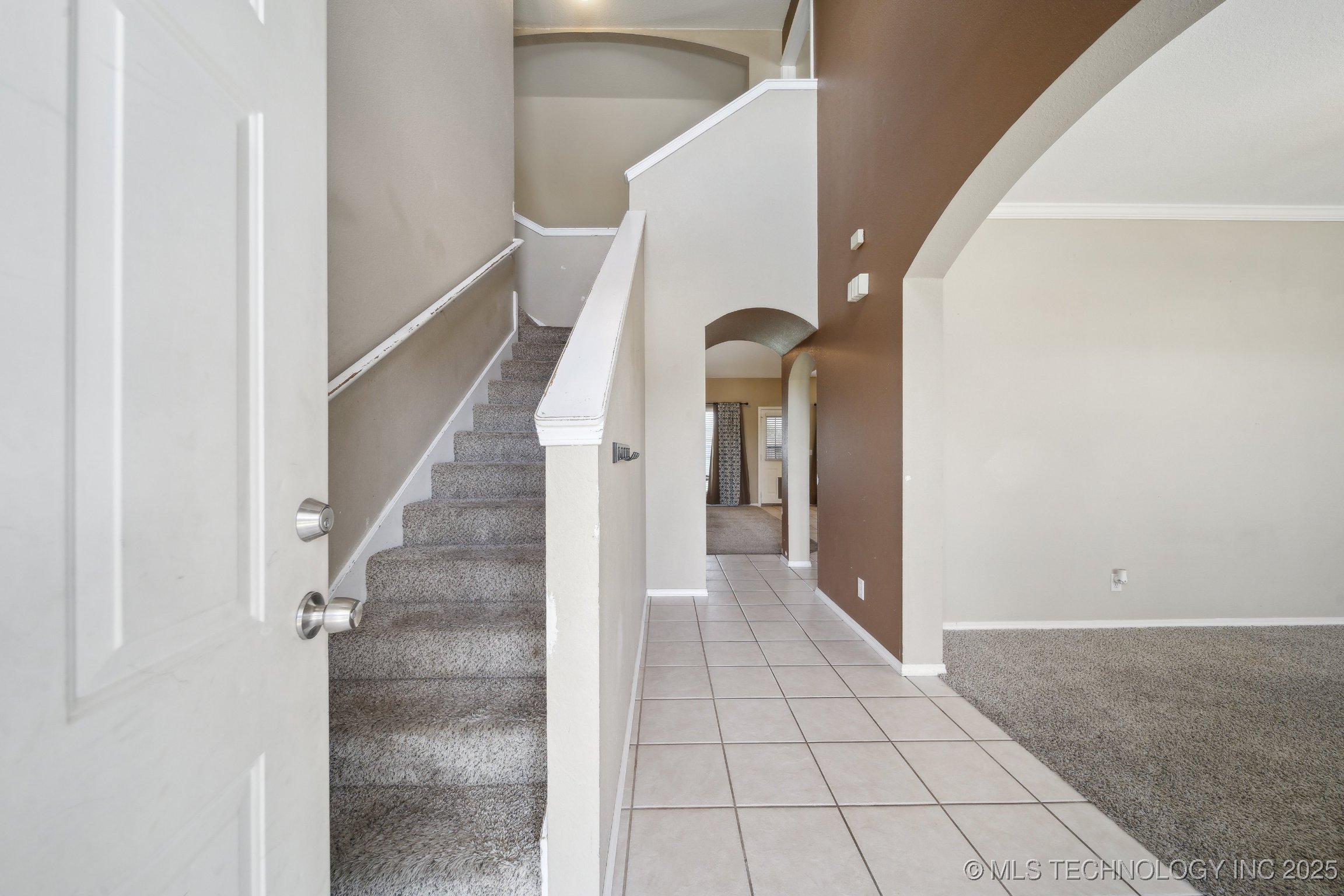 219 W Durham Place Property Photo 5