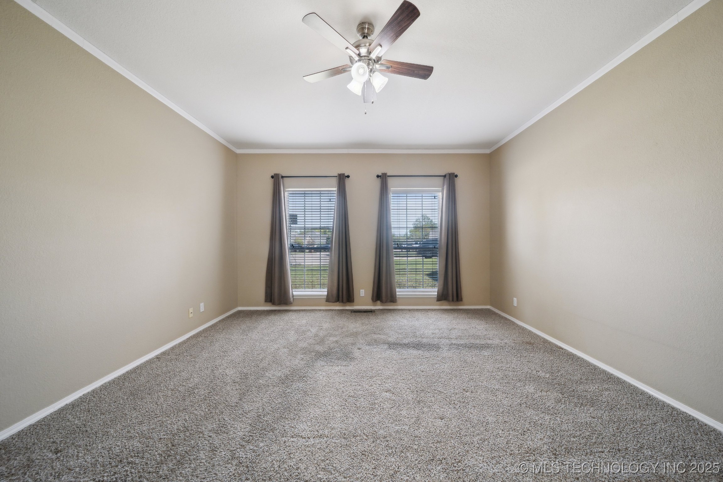 219 W Durham Place Property Photo 20