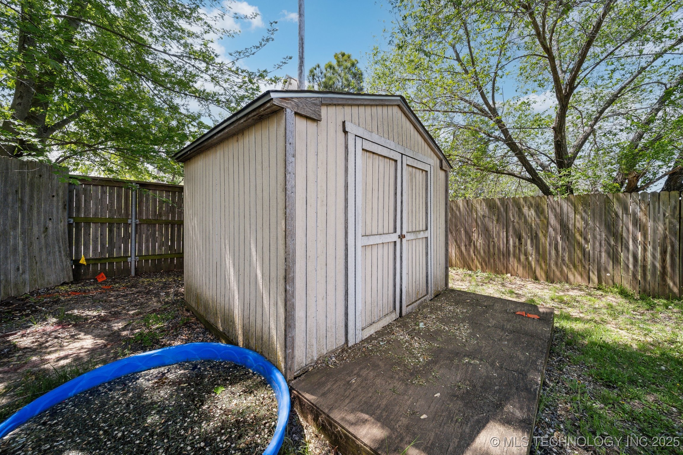 219 W Durham Place Property Photo 34