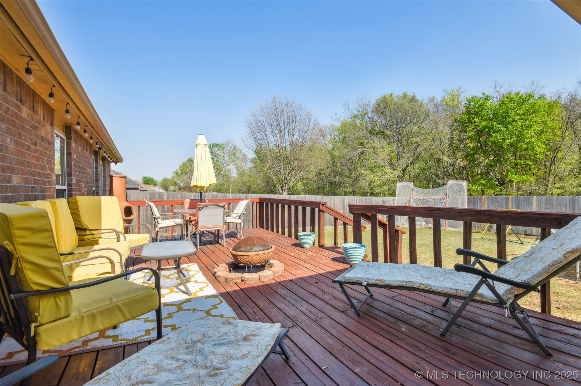 115 E Elmira Place Property Photo 40