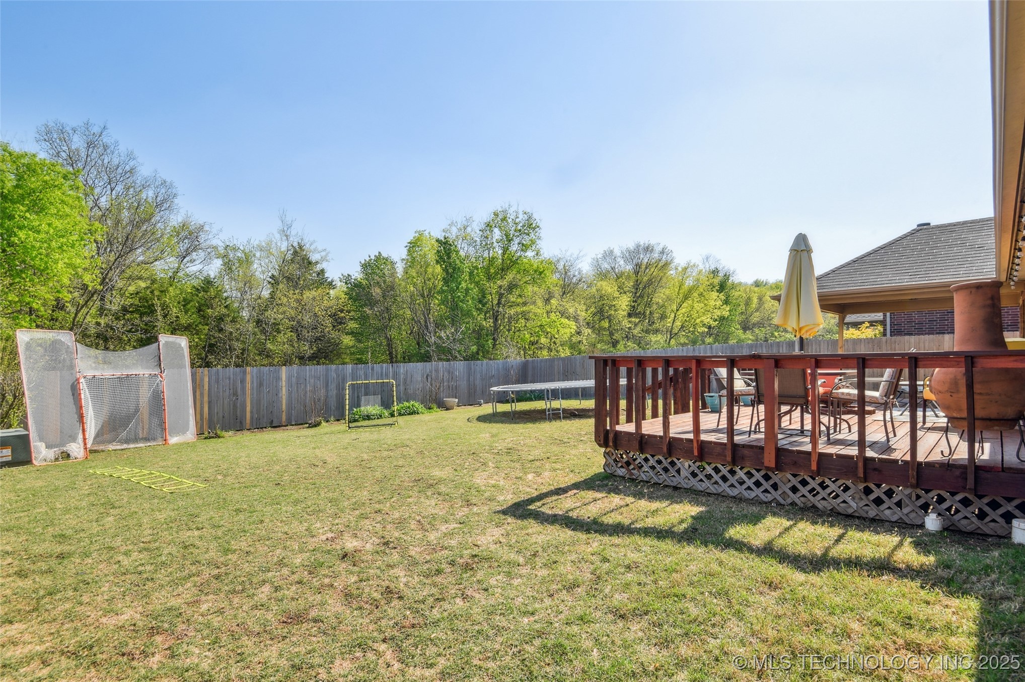 115 E Elmira Place Property Photo 44