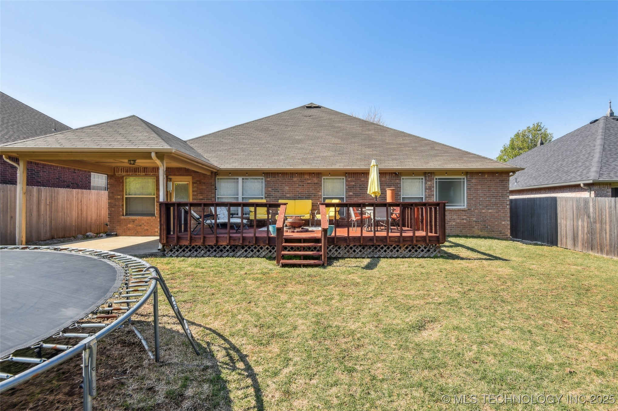 115 E Elmira Place Property Photo 46