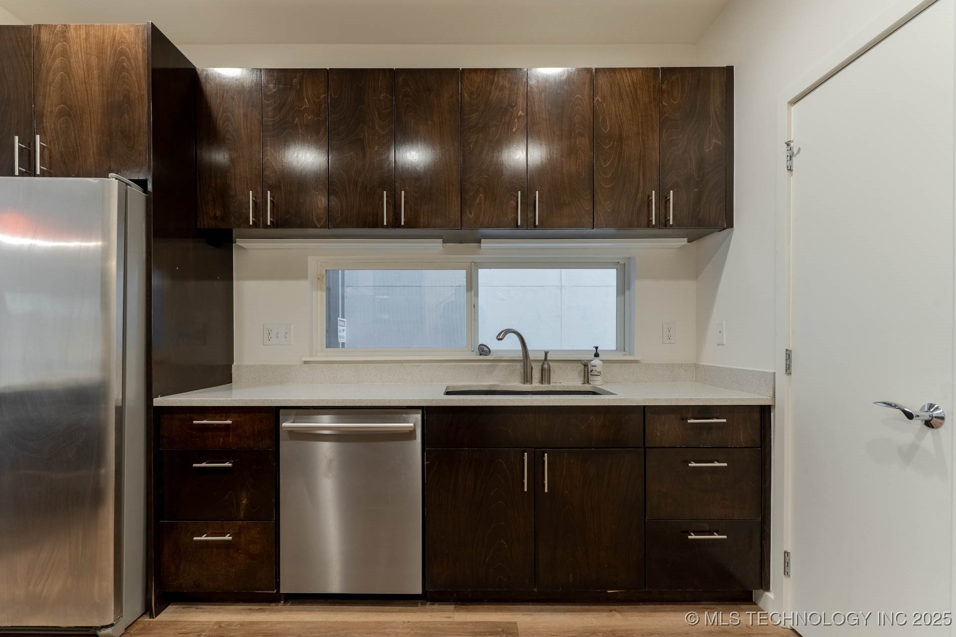 1428 S Quincy Avenue B Property Photo 8