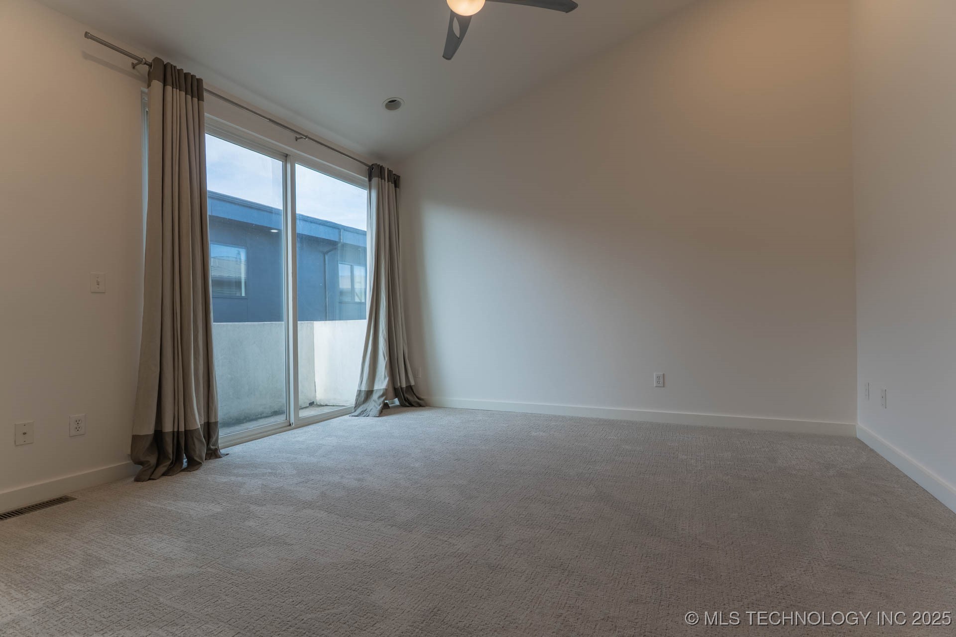 1428 S Quincy Avenue B Property Photo 18