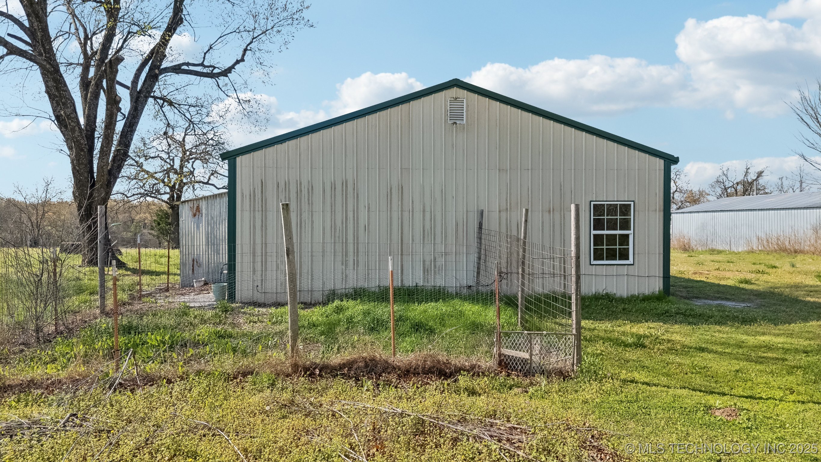 23055 W Hwy 33 Property Photo 22