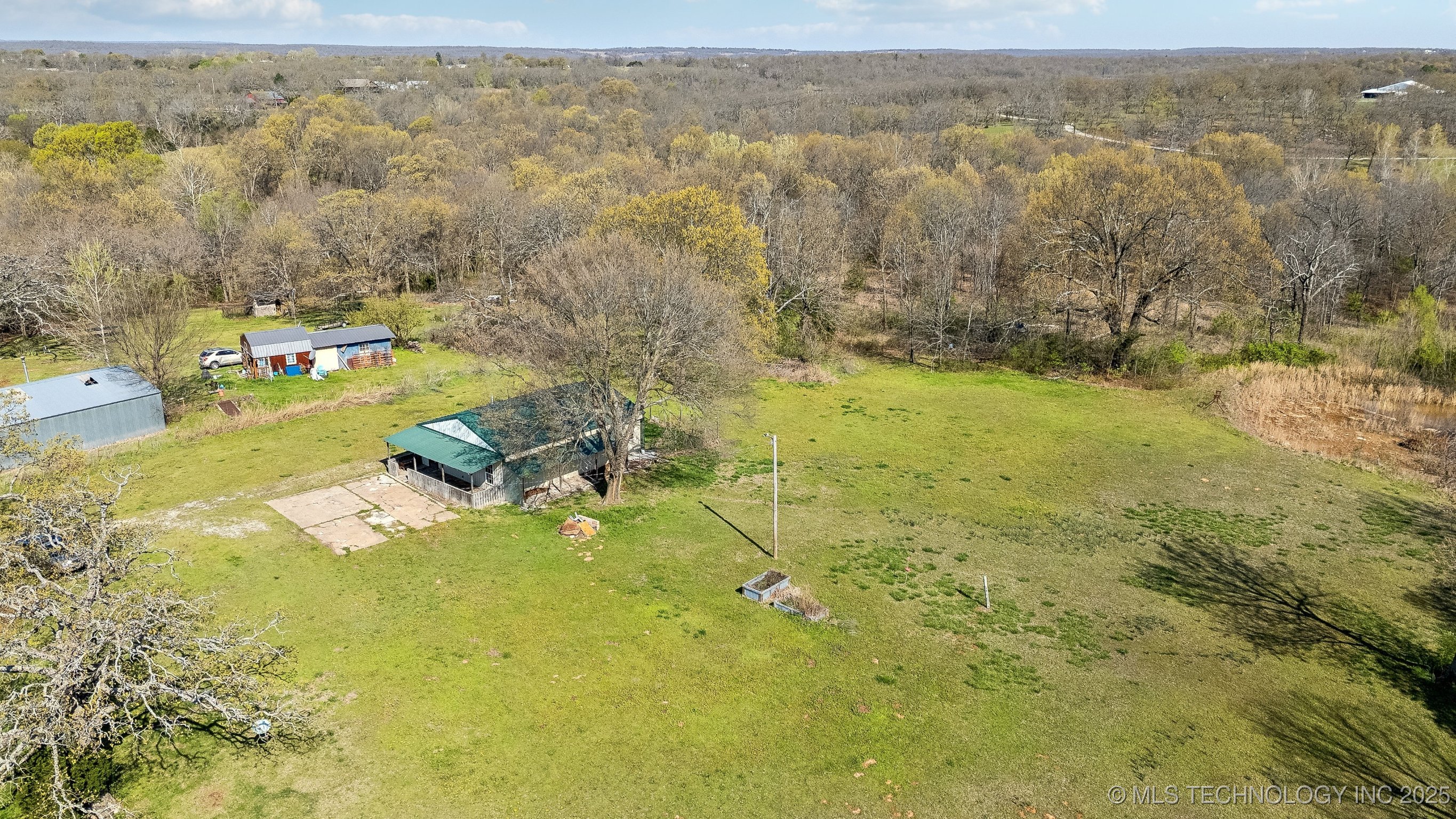 23055 W Hwy 33 Property Photo 26