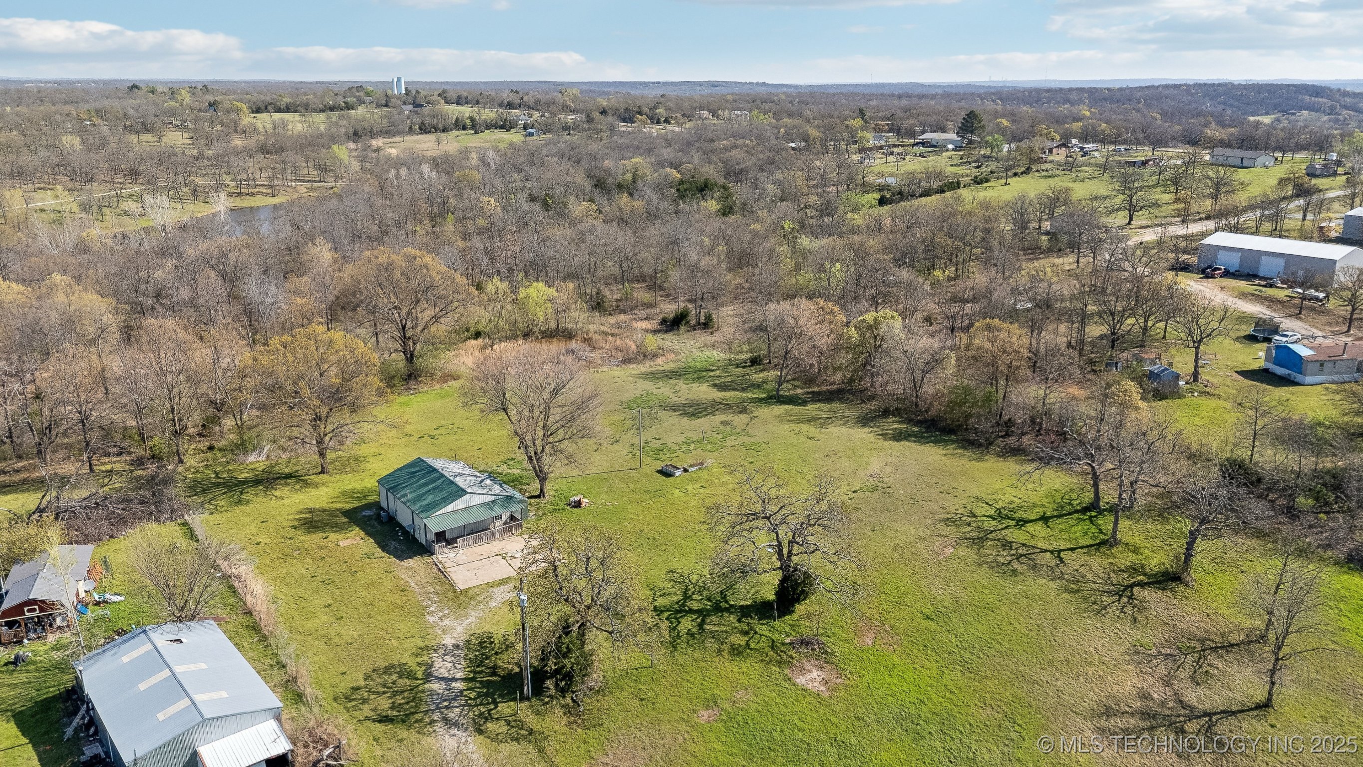 23055 W Hwy 33 Property Photo 30