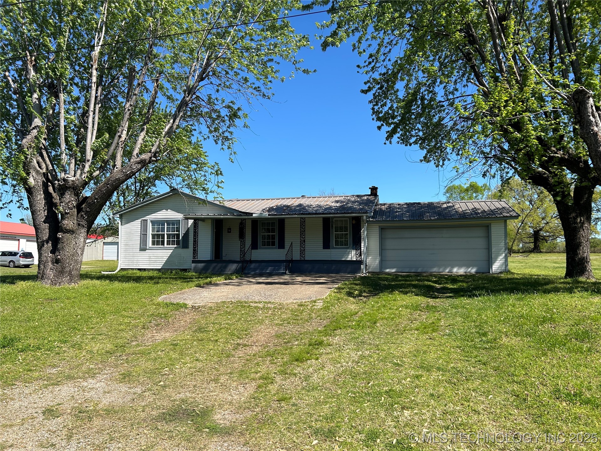2515785 Property Photo