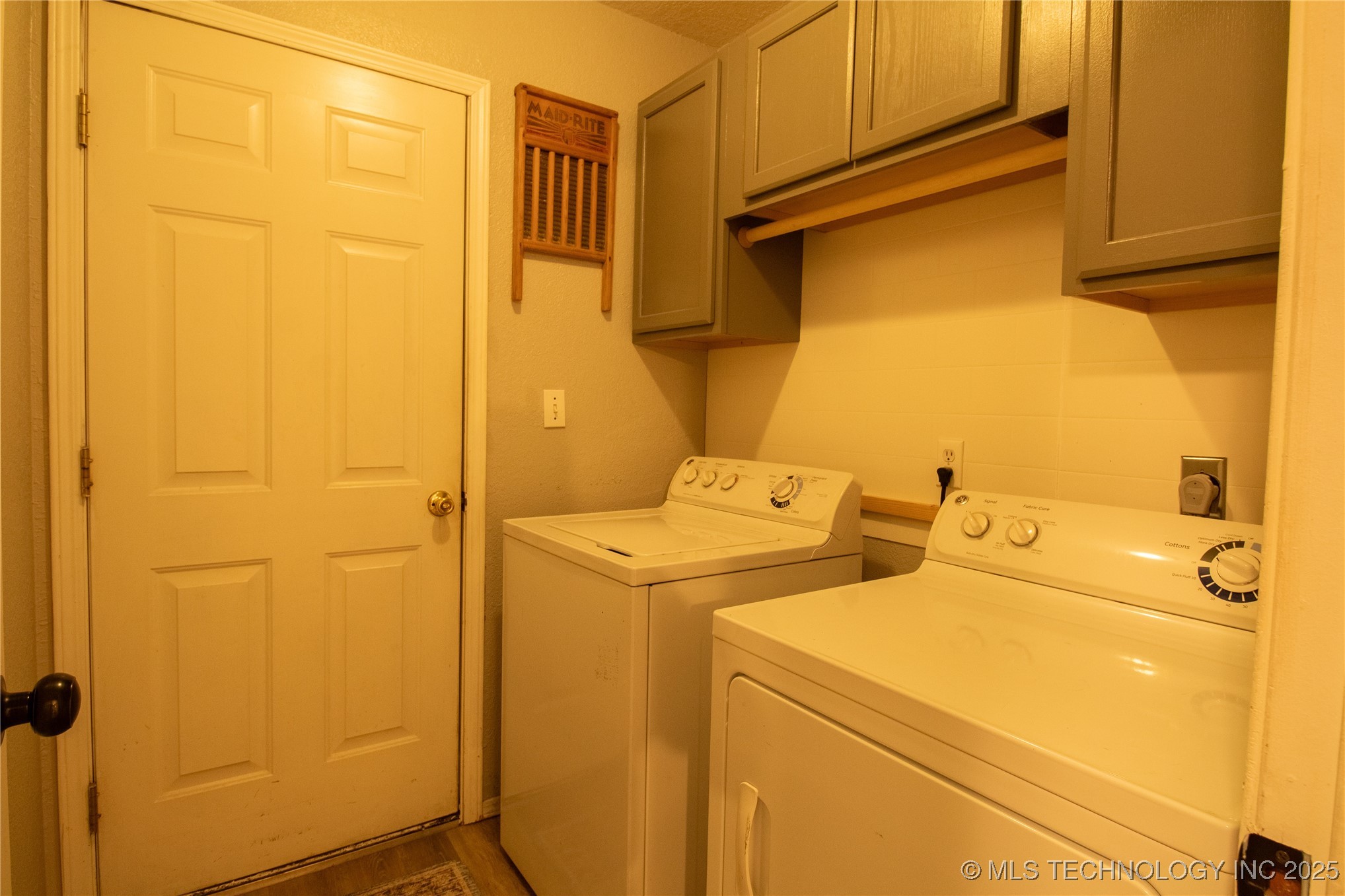 4005 Chaucer Street Property Photo 12