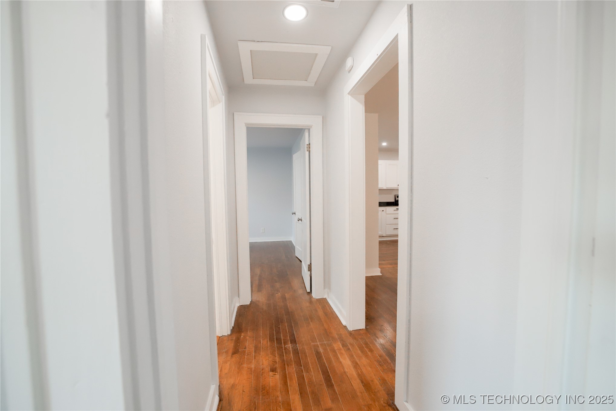 2052 E 12th Place Property Photo 22