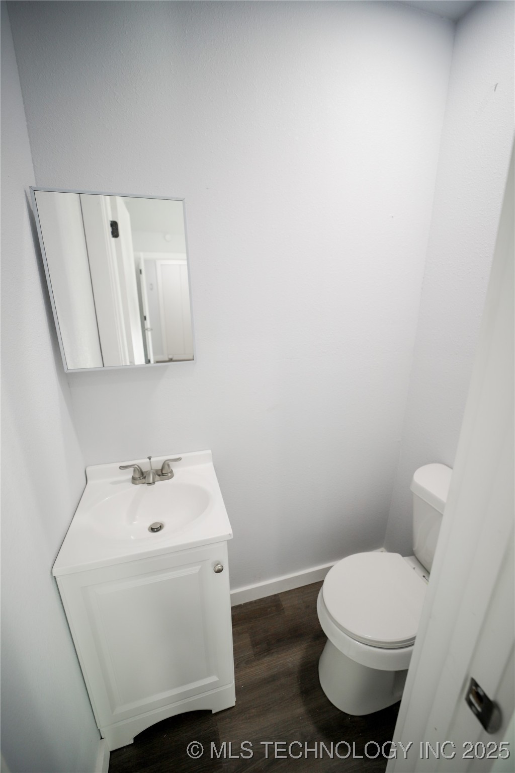 2052 E 12th Place Property Photo 29
