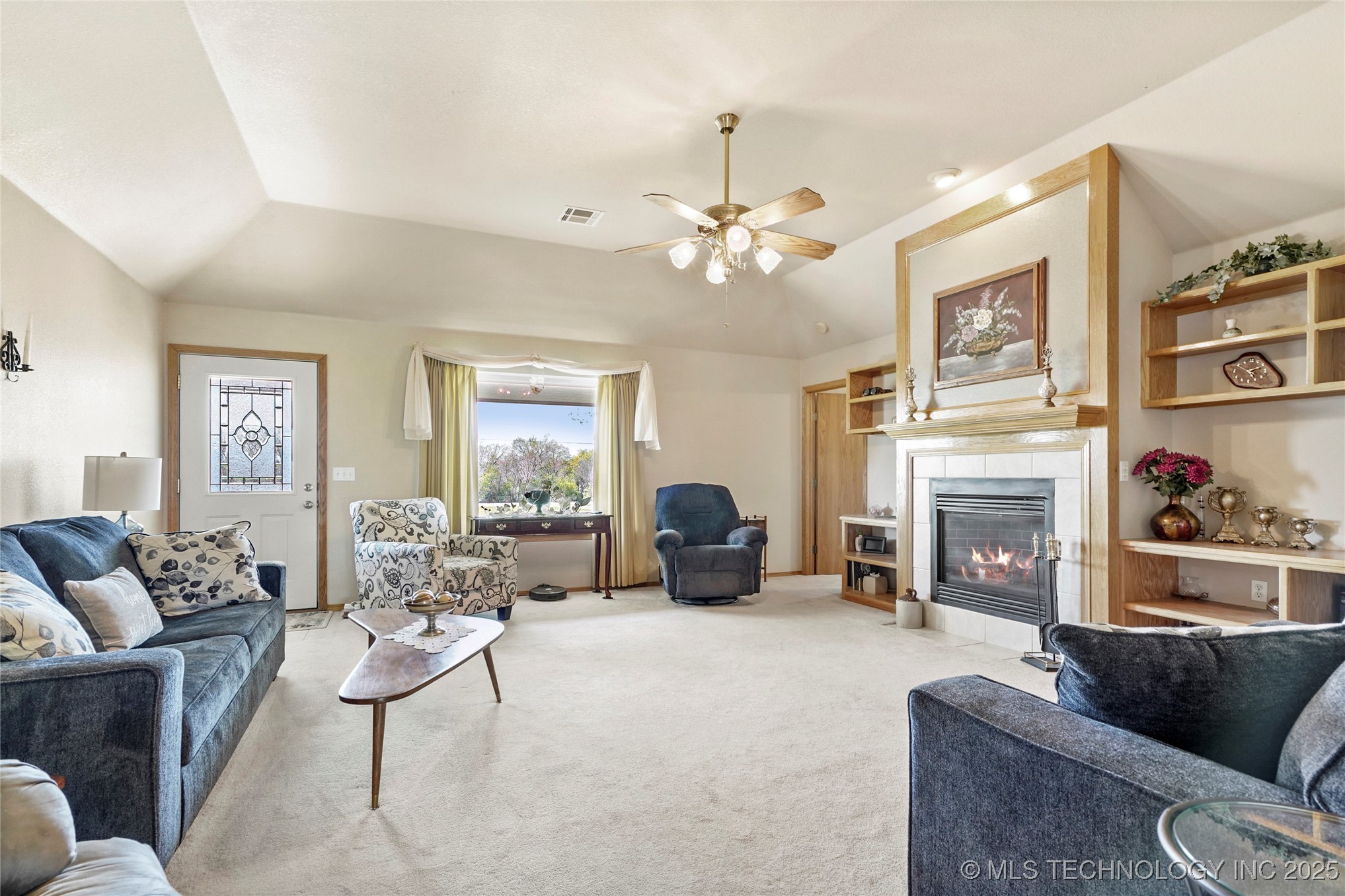 16235 N Peoria Avenue Property Photo 9