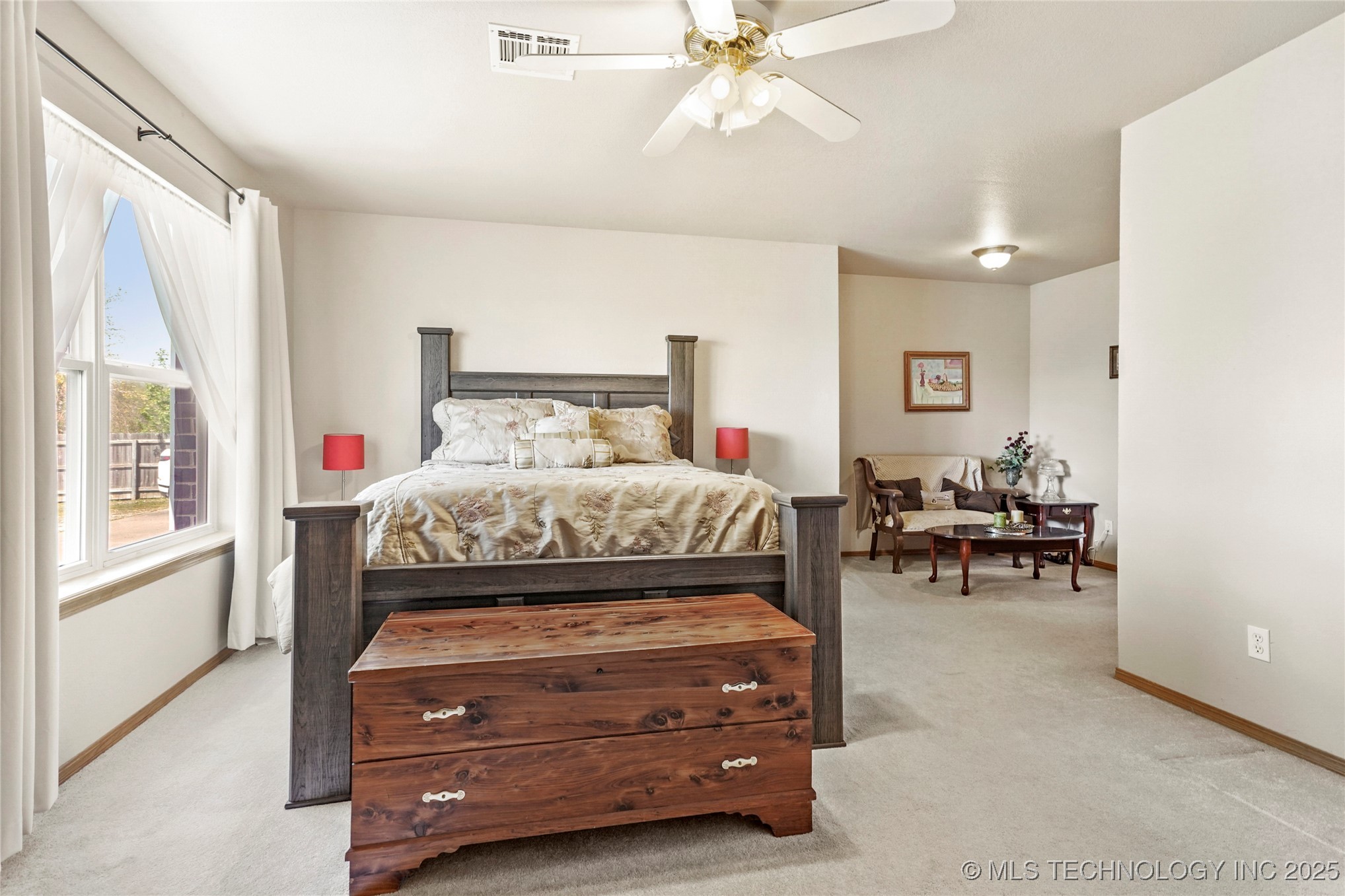 16235 N Peoria Avenue Property Photo 20