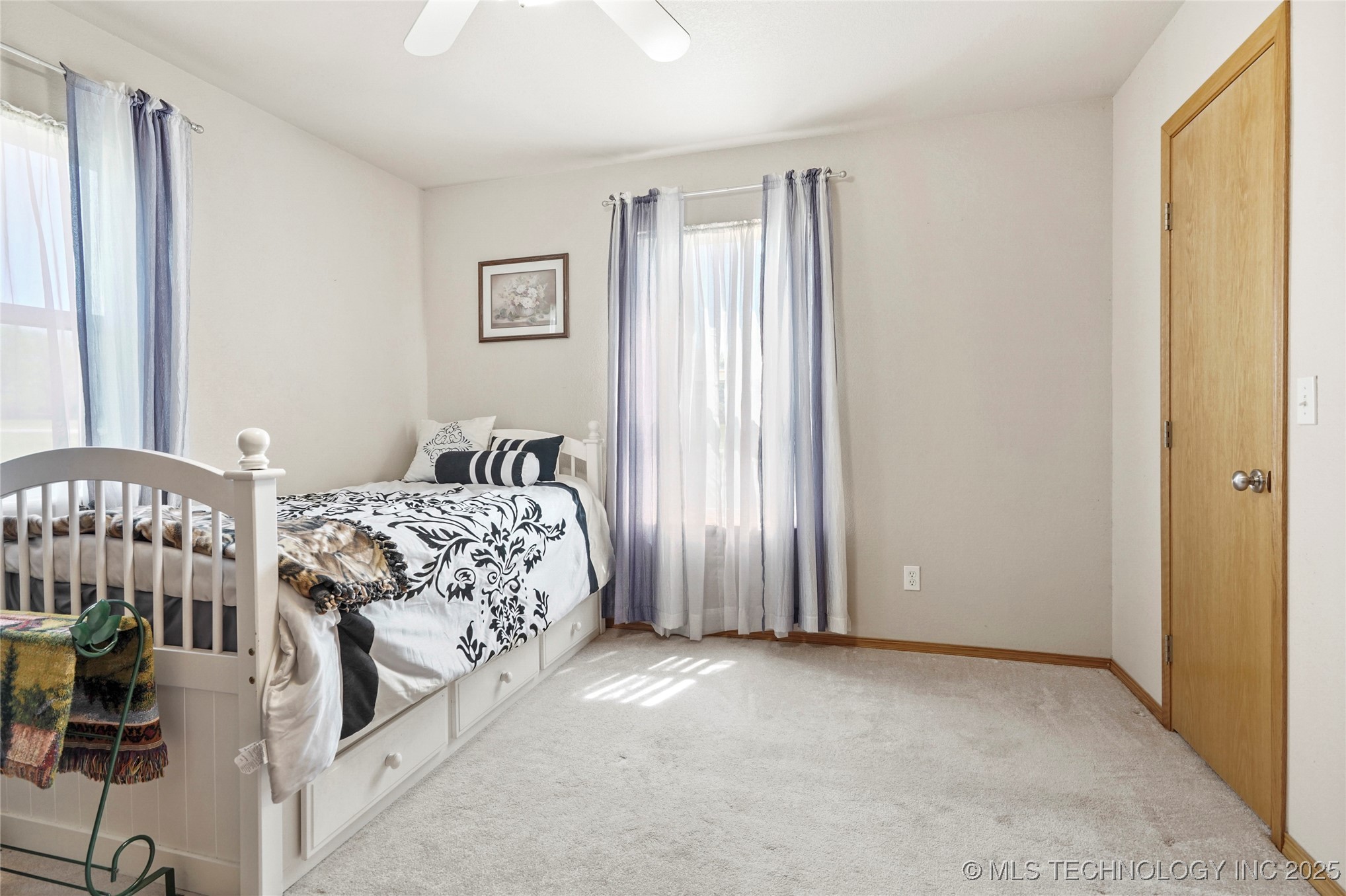 16235 N Peoria Avenue Property Photo 31