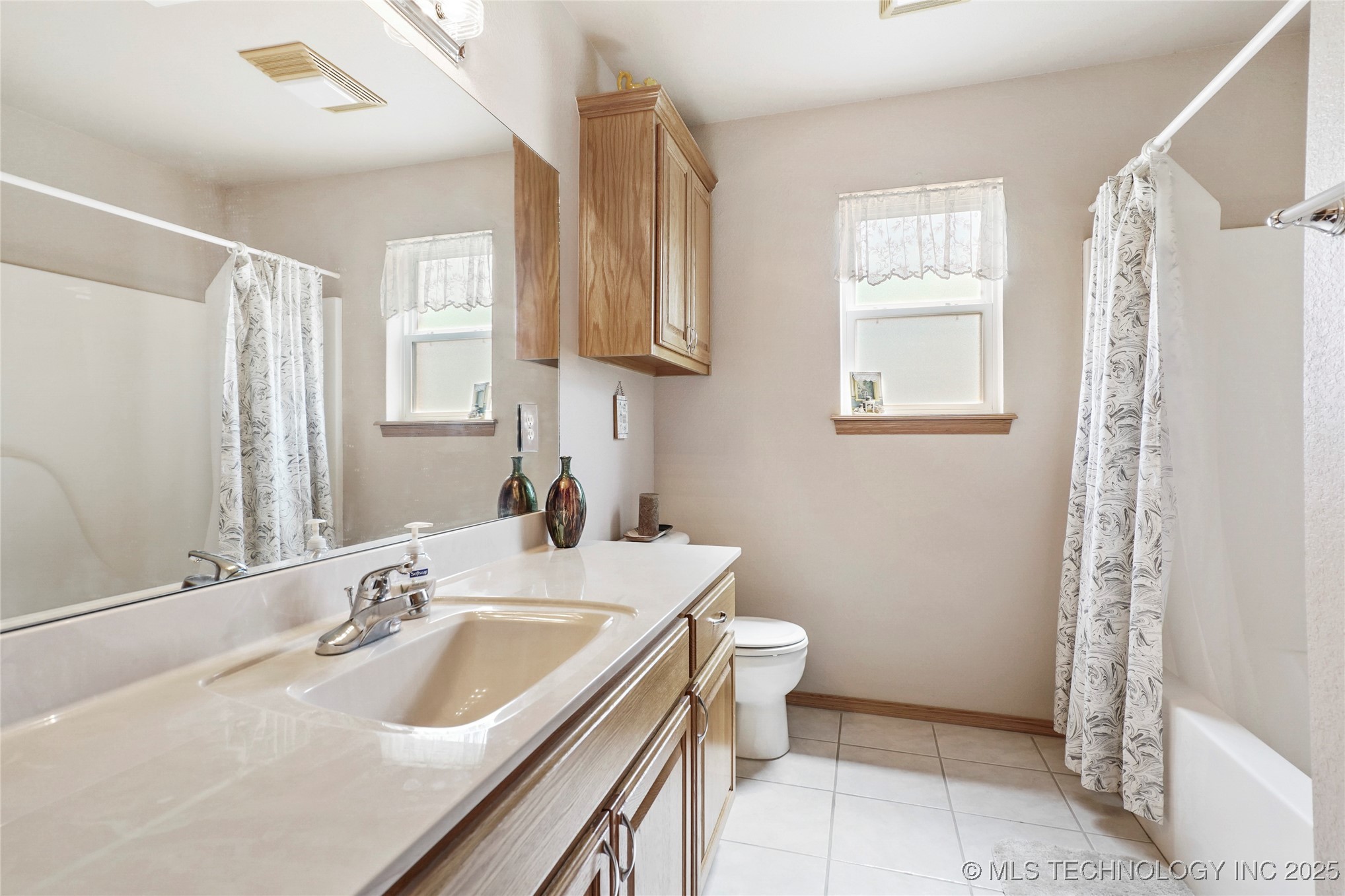 16235 N Peoria Avenue Property Photo 33