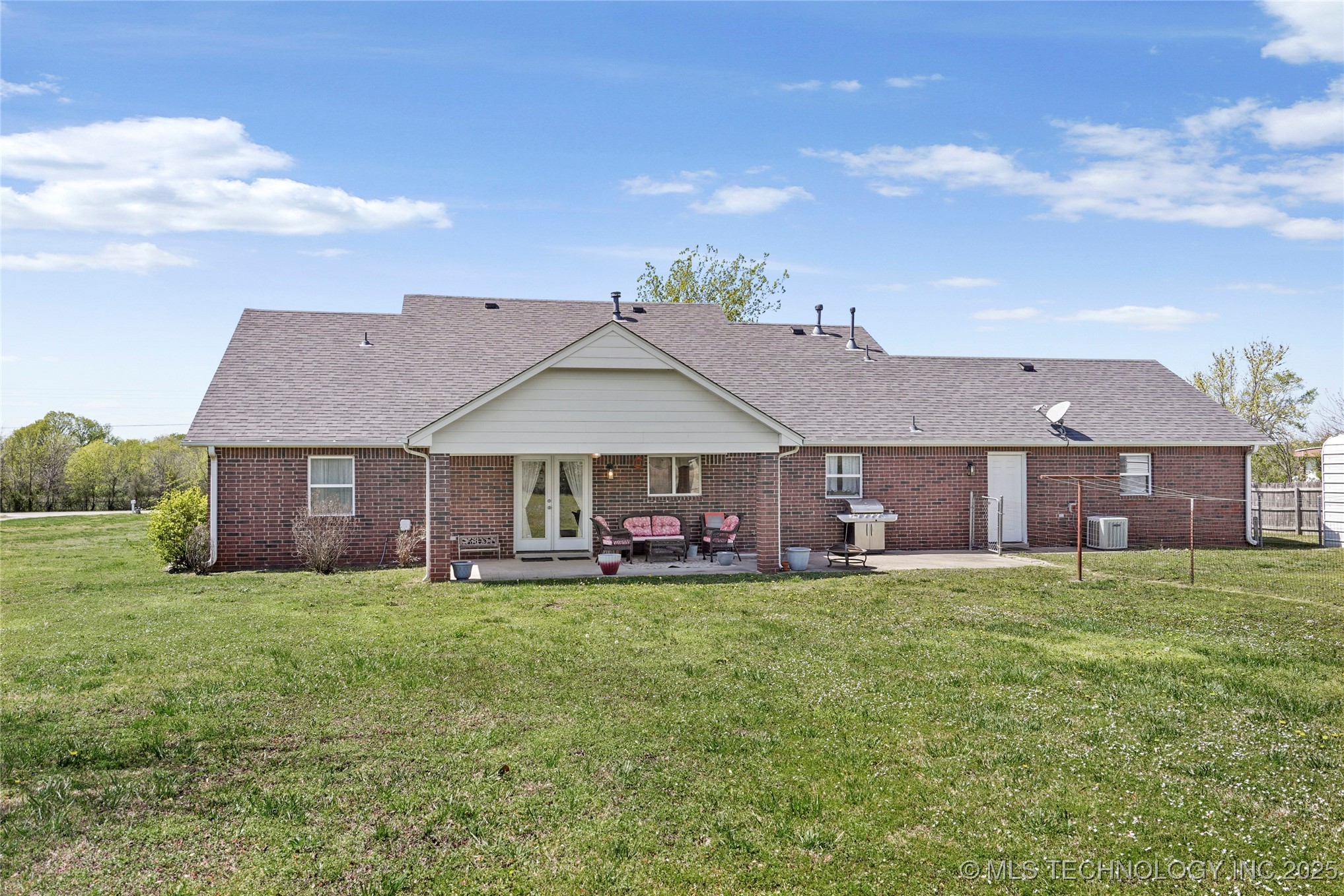 16235 N Peoria Avenue Property Photo 38