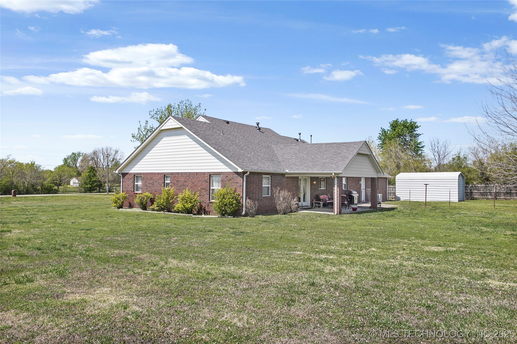 16235 N Peoria Avenue Property Photo 40