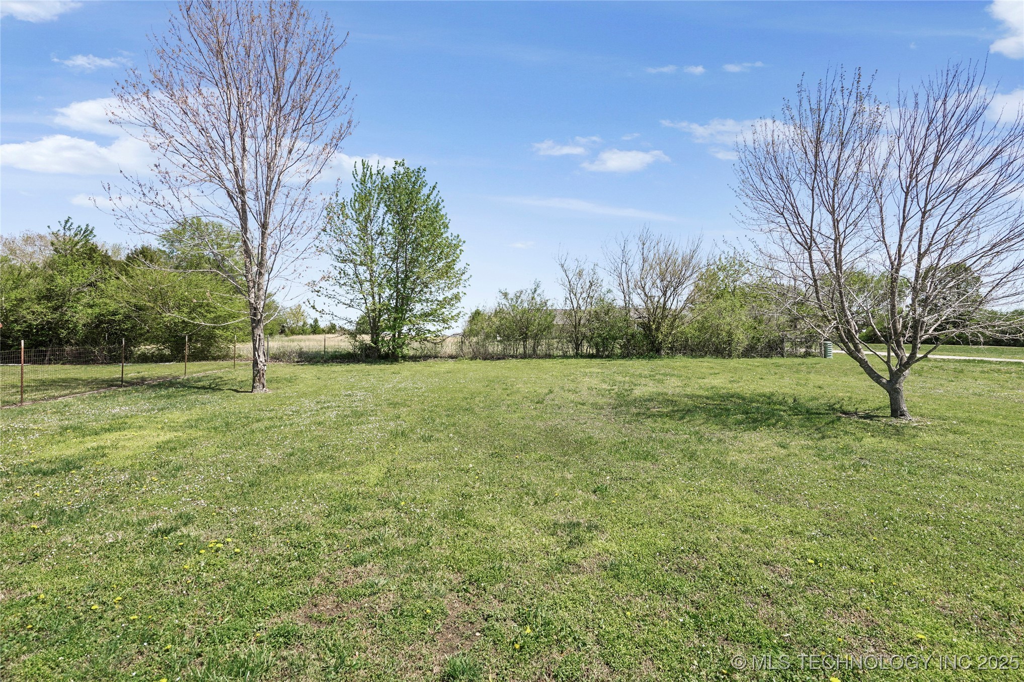16235 N Peoria Avenue Property Photo 41