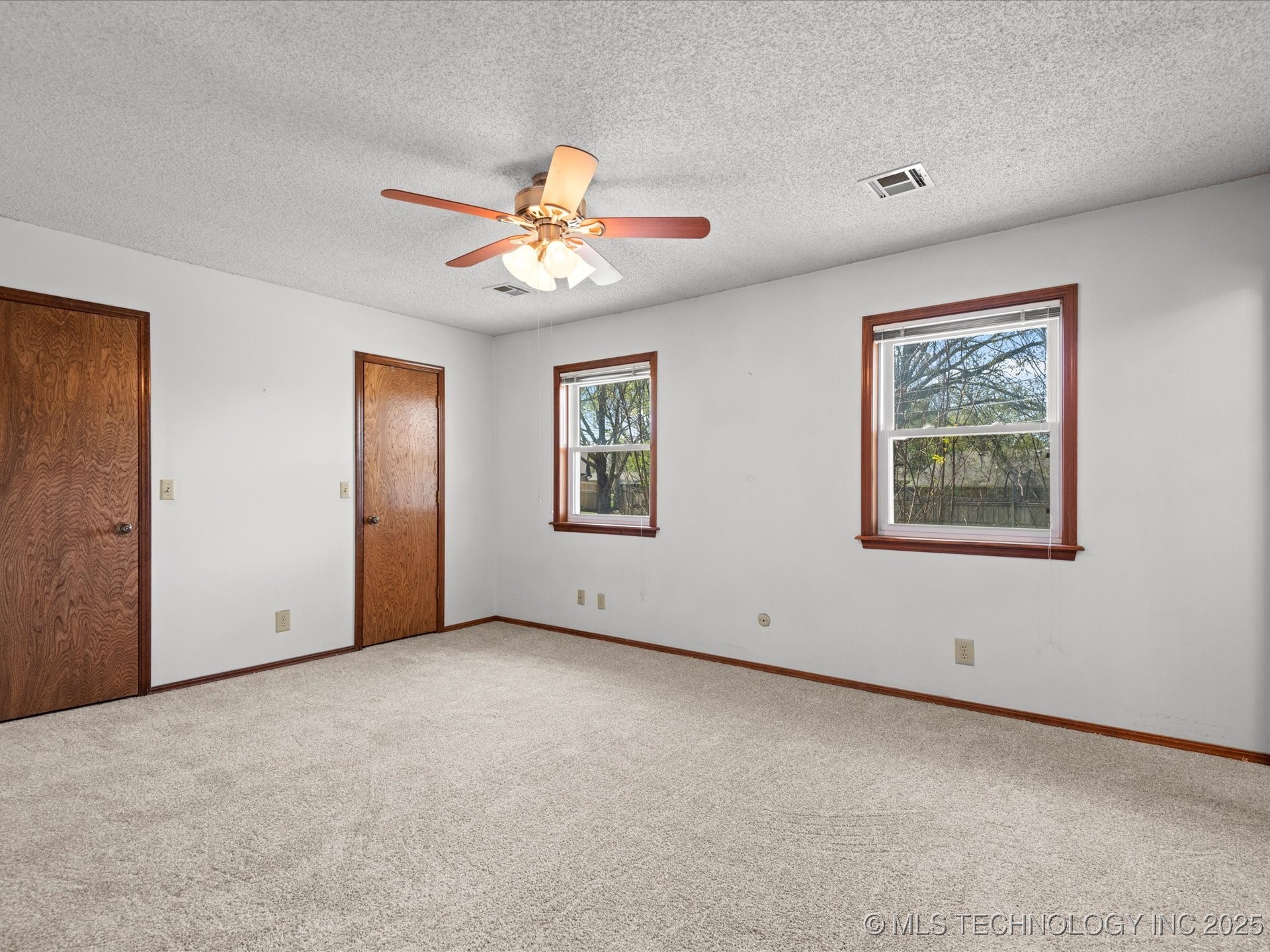 609 Castle Road Property Photo 13