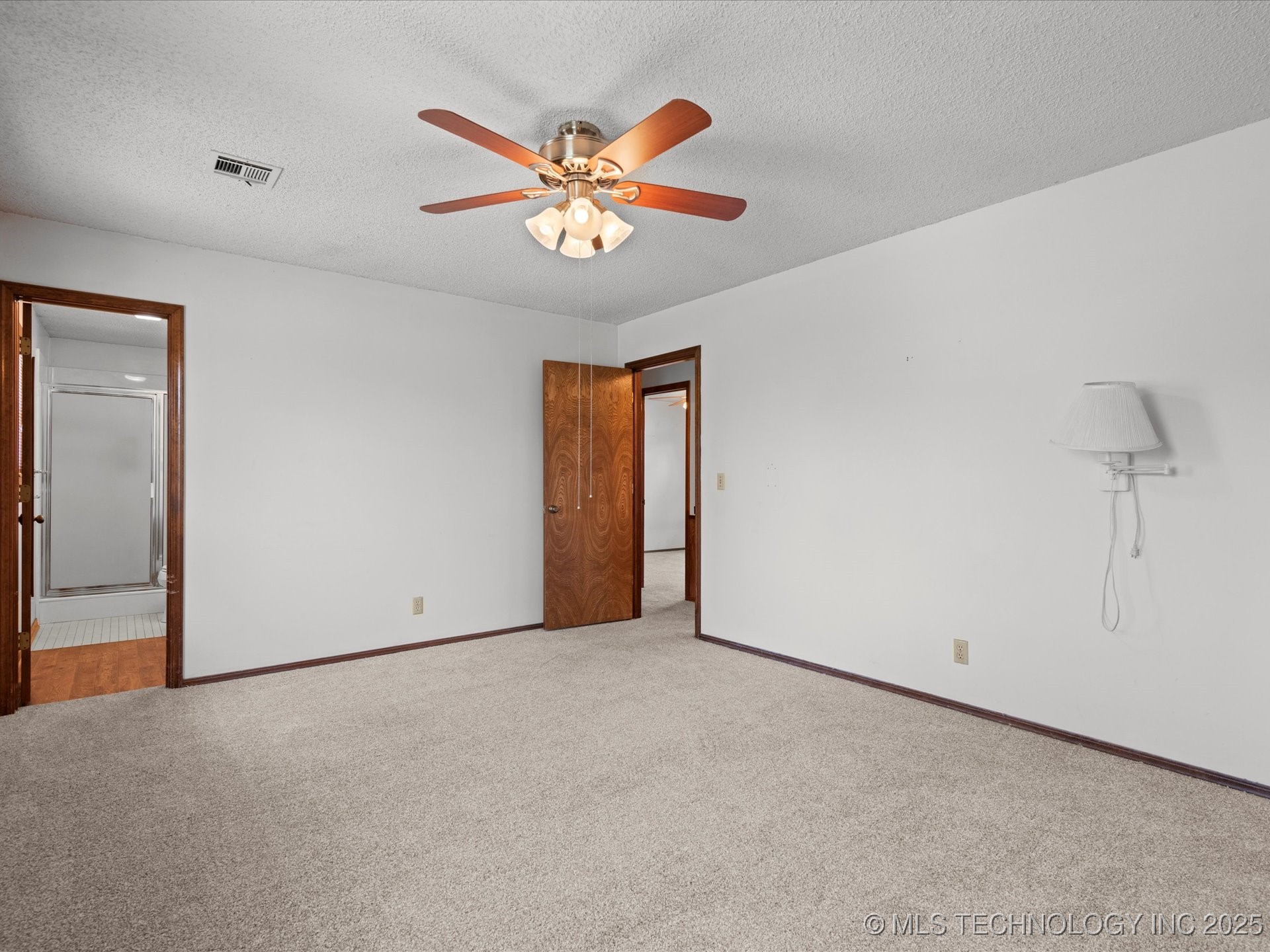 609 Castle Road Property Photo 15