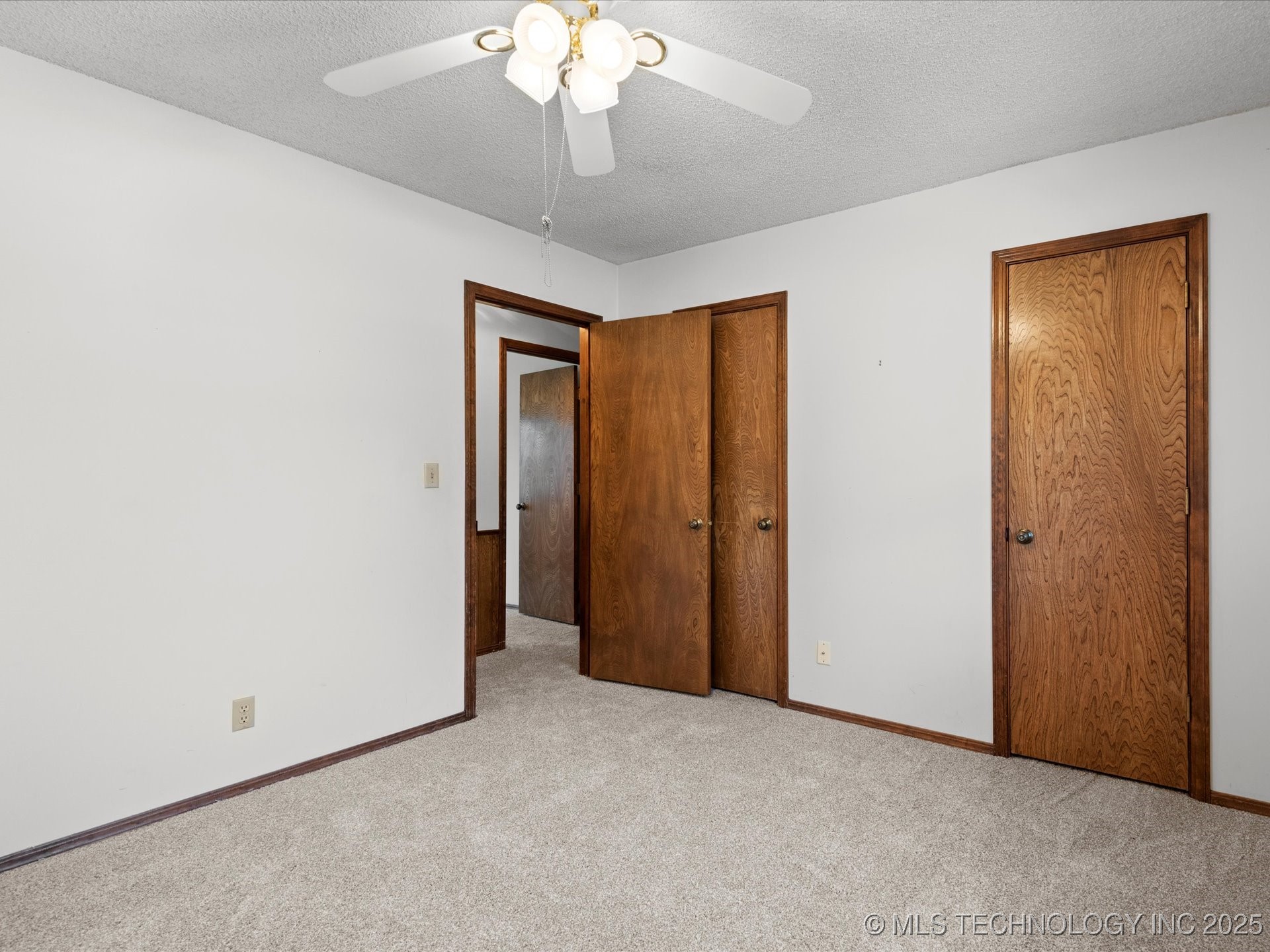 609 Castle Road Property Photo 21