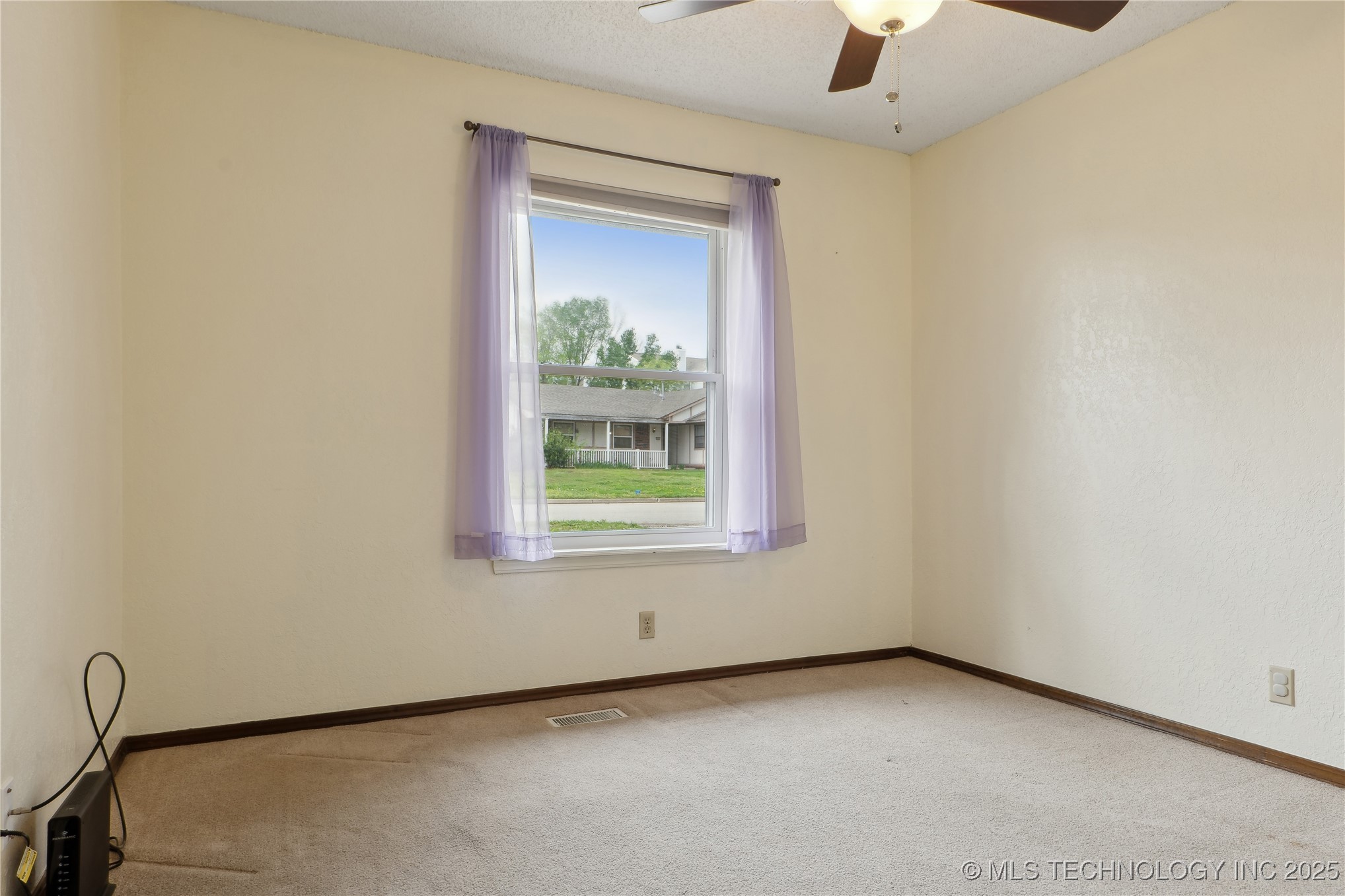 6429 S 30th West Avenue Property Photo 16